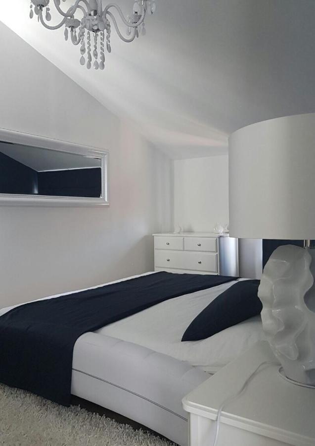 Apartments Christine อูมัค ภายนอก รูปภาพ