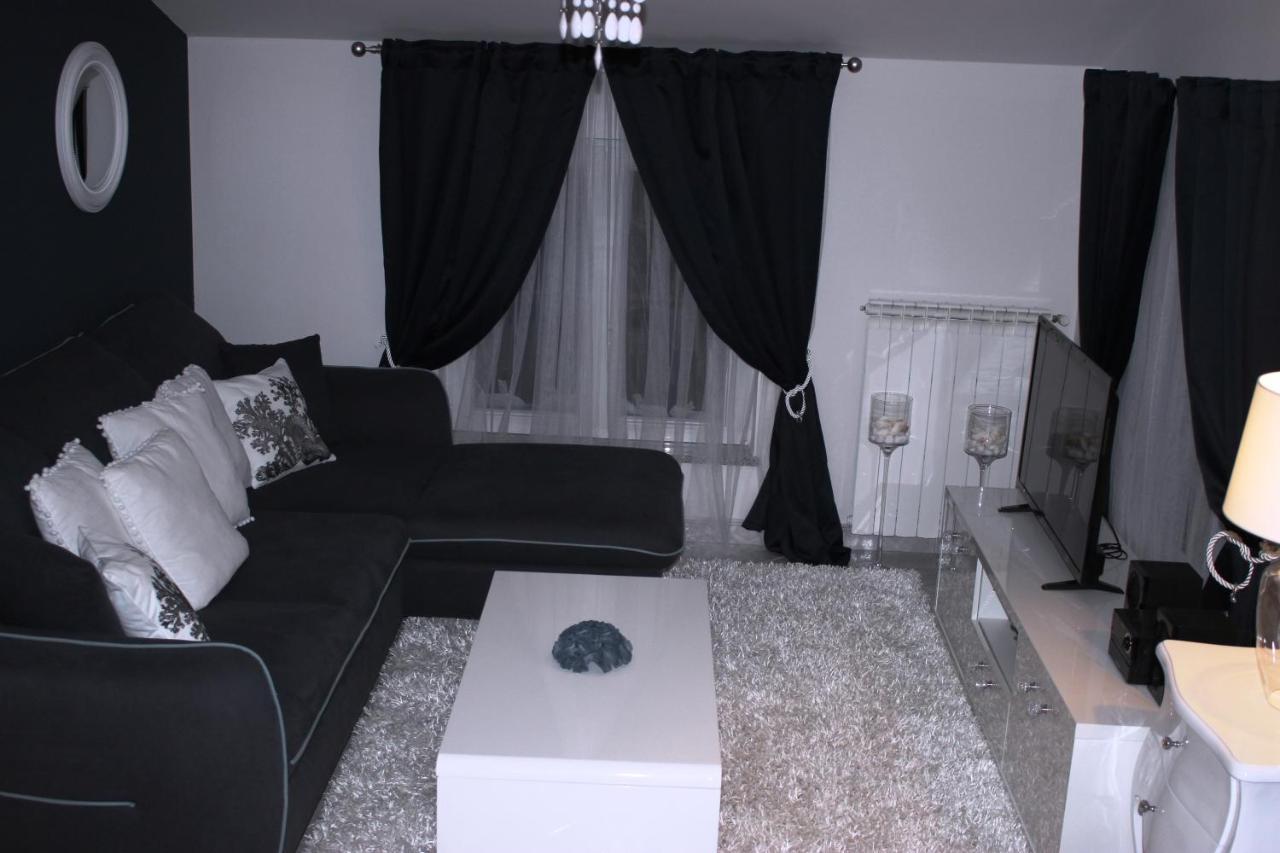 Apartments Christine อูมัค ภายนอก รูปภาพ