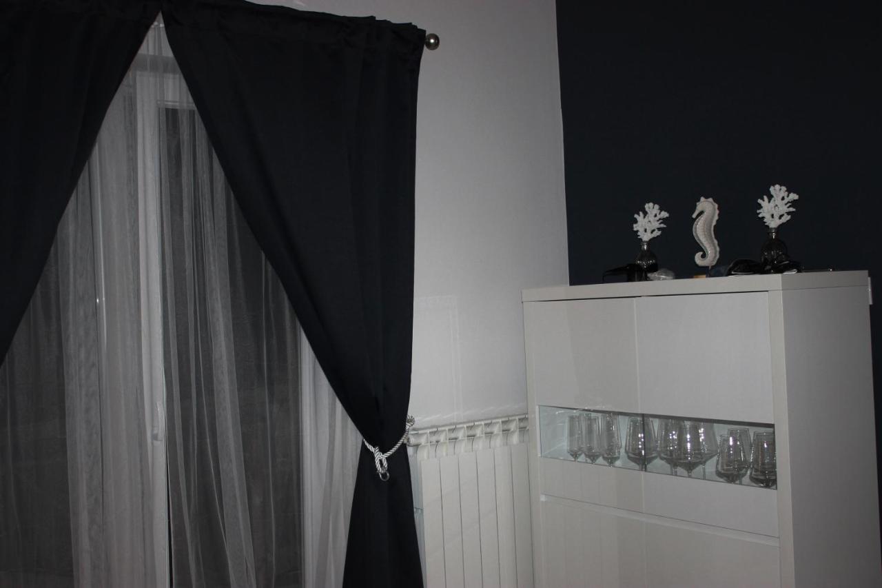 Apartments Christine อูมัค ภายนอก รูปภาพ